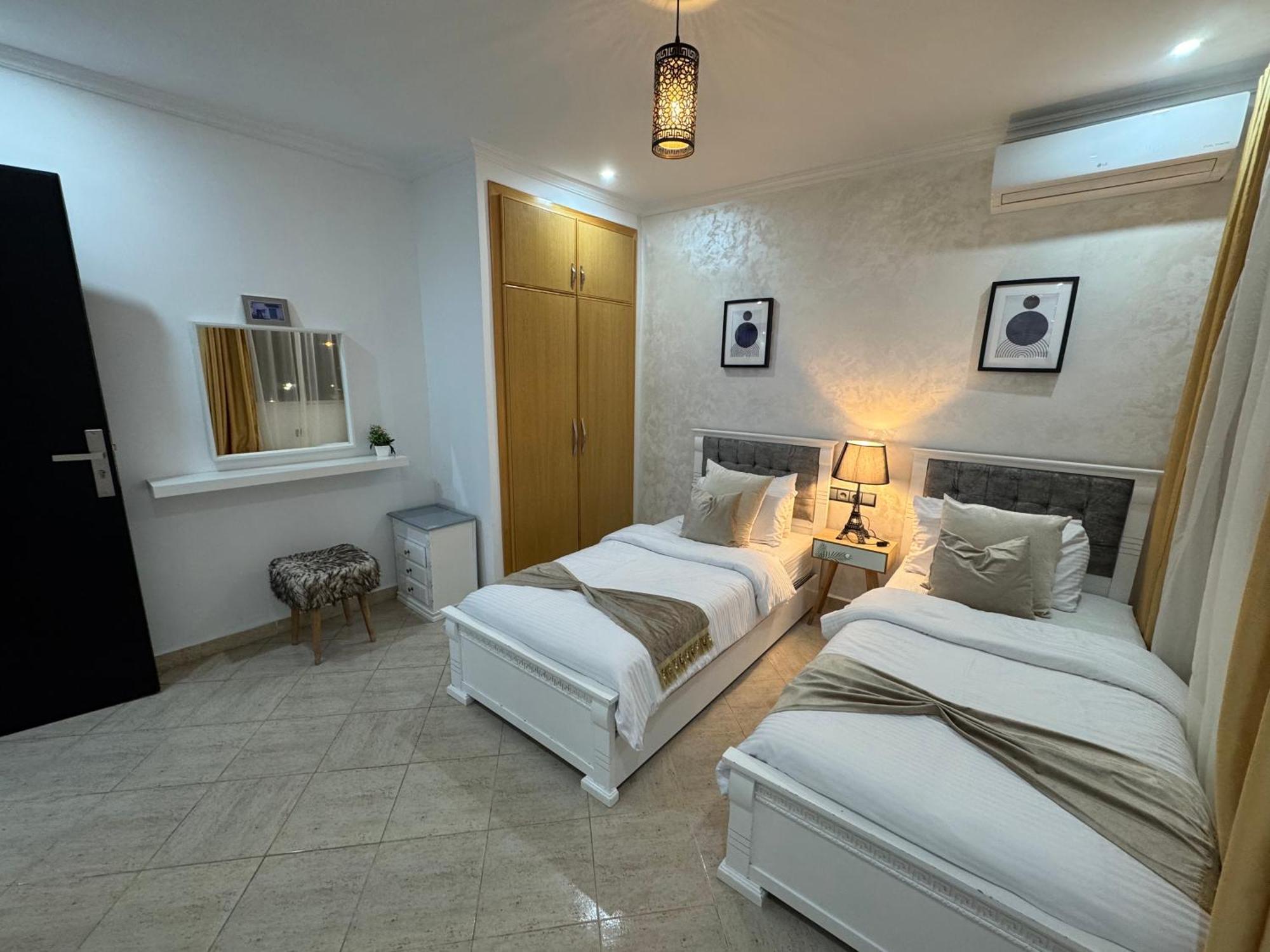 Ramo House Central Comfort With Views 셰프샤우엔 외부 사진