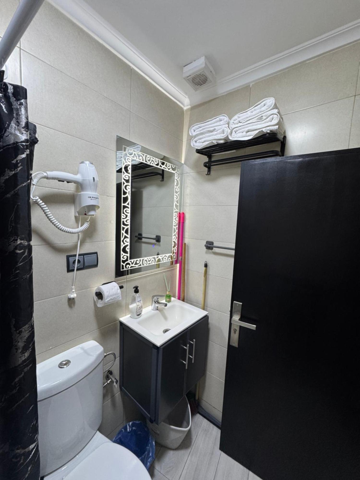 Ramo House Central Comfort With Views 셰프샤우엔 외부 사진